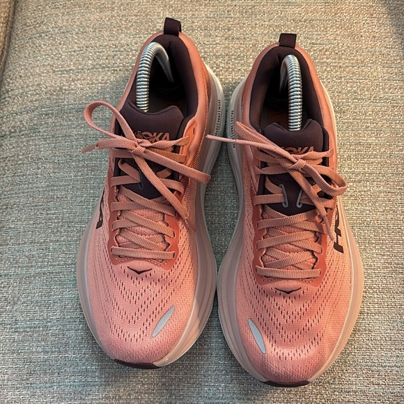 Hoka One One Bondi 8 Maroon Pink Running Walking Gym Shoes Women’s size 7.5 - Picture 4 of 9